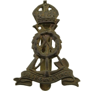 WW2 Royal Pioneer Corps Cap Badge