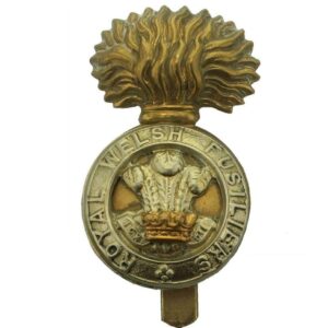 WW1 Royal Welsh Fusiliers Regiment RWF Cap Badge - FIRST PATTERN