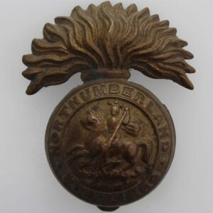 WW1 Northumberland Fusiliers Regiment Cap Badge - FIRST PATTERN