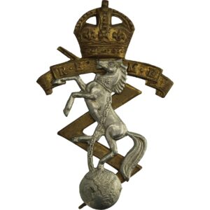WW2 Royal Electrical & Mechanical Engineers REME Cap Badge