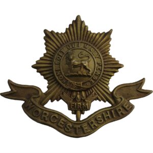 EDWARDIAN / VICTORIAN Worcestershire Regiment Cap Badge LUGS VERSION