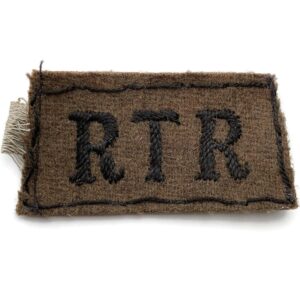 WW2 Royal Tank Regiment Cloth SLIP-ON Shoulder Title Badge Flash