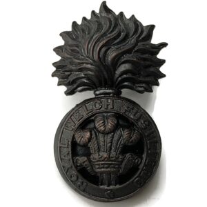 WW2 Royal Welch Fusiliers Welsh Regiment BRONZE Officers Service Dress Cap Badge