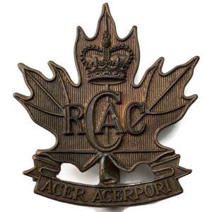 Royal Canadian Army Cadets of Canada Cap Badge - Queens Crown