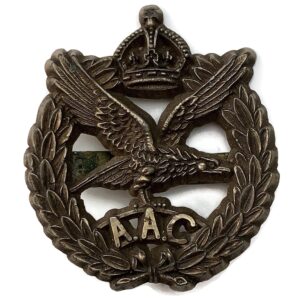 WW2 Army Air Corps AAC PLASTIC Economy Issue Bakelite Cap Badge