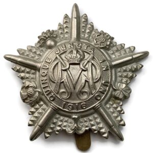 WW1 Guards Regiment Machine Gun Corps Battalion MGC Cap Badge