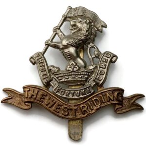 WW2 Duke of Wellingtons West Riding Regiment Cap Badge