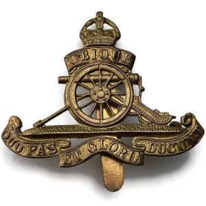 WW2 Royal Artillery Regiment SMALL Beret Cap Badge - LUGS   SLIDER VERSION