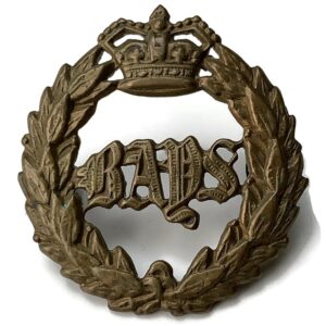 VICTORIAN 2nd Dragoon Guards (Queens Bays) Regiment Collar Badge