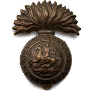 WW1 Northumberland Fusiliers Regiment Cap Badge - FIRST PATTERN