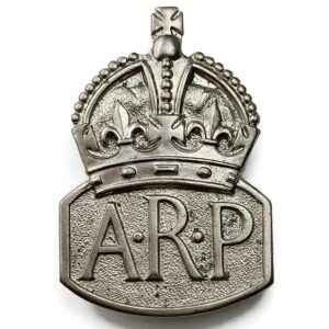 WW2 ARP Warden (Air Raid Precautions) J,RGAUNT LONDON Lapel Badge - MENS