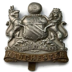 WW1 Manchester Regiment SERVICE BATTALION (Non-Voided) Cap Badge