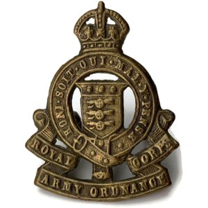 WW2 Royal Army Ordnance Corps RAOC Collar Badge