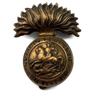 WW1 Northumberland Fusiliers Regiment Cap Badge - FIRST PATTERN