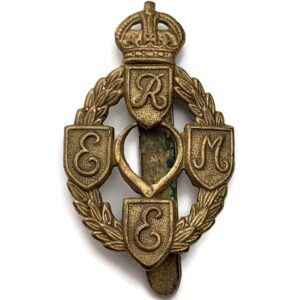 WW2 Royal Electrical & Mechanical Engineers REME Cap Badge - FIRST PATTERN