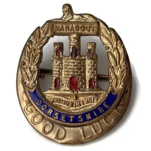 Dorset Regiment Dorsetshire GOOD LUCK Sweetheart Brooch Horseshoe Badge