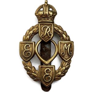 WW2 Royal Electrical & Mechanical Engineers REME Cap Badge - FIRST PATTERN