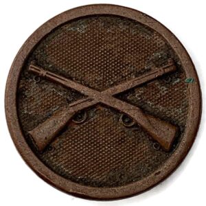 WW1 United States Army American Enlisted Infantry Branch Collar Insignia Disk Badge