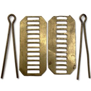 2x Backing Plates & Cotter Pins for a PAIR of WW1 / WW2 British Army Shoulder Titles - 48mm