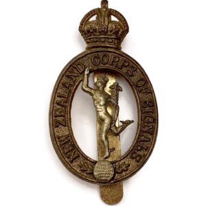 WW2 New Zealand Army Corps of Signals NZCS Cap Badge