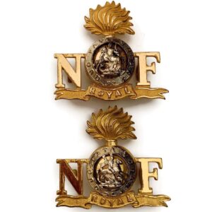 WW2 Royal Northumberland Fusiliers Regiment Officers GILT Shoulder Title PAIR