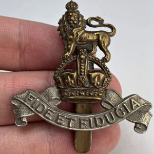 WW2 Royal Army Pay Corps RAPC Cap Badge