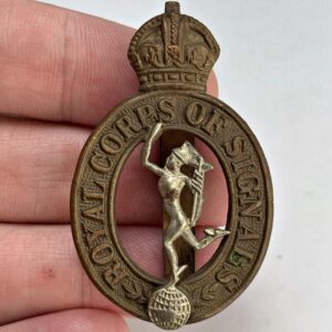 WW2 Royal Corps of Signals RCOS Cap Badge