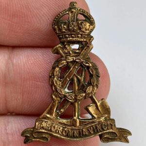 Labour Corps (Royal Pioneer Corps) Collar Badge