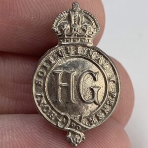WW2 Home Guard Servicemans HG WHITE METAL Lapel Badge