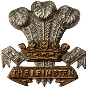 VICTORIAN / EDWARDIAN Leinster Regiment Irish Cap Badge - LUGS VERSION