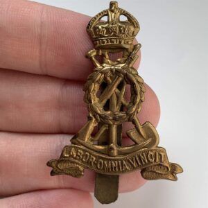 WW2 Royal Pioneer Corps Cap Badge