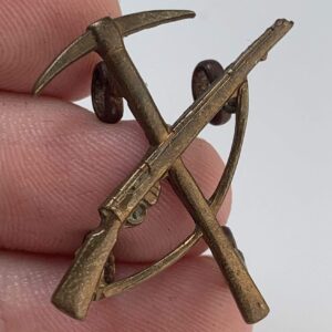 WW1 Pioneer Battalions 1914-18 Collar Badge