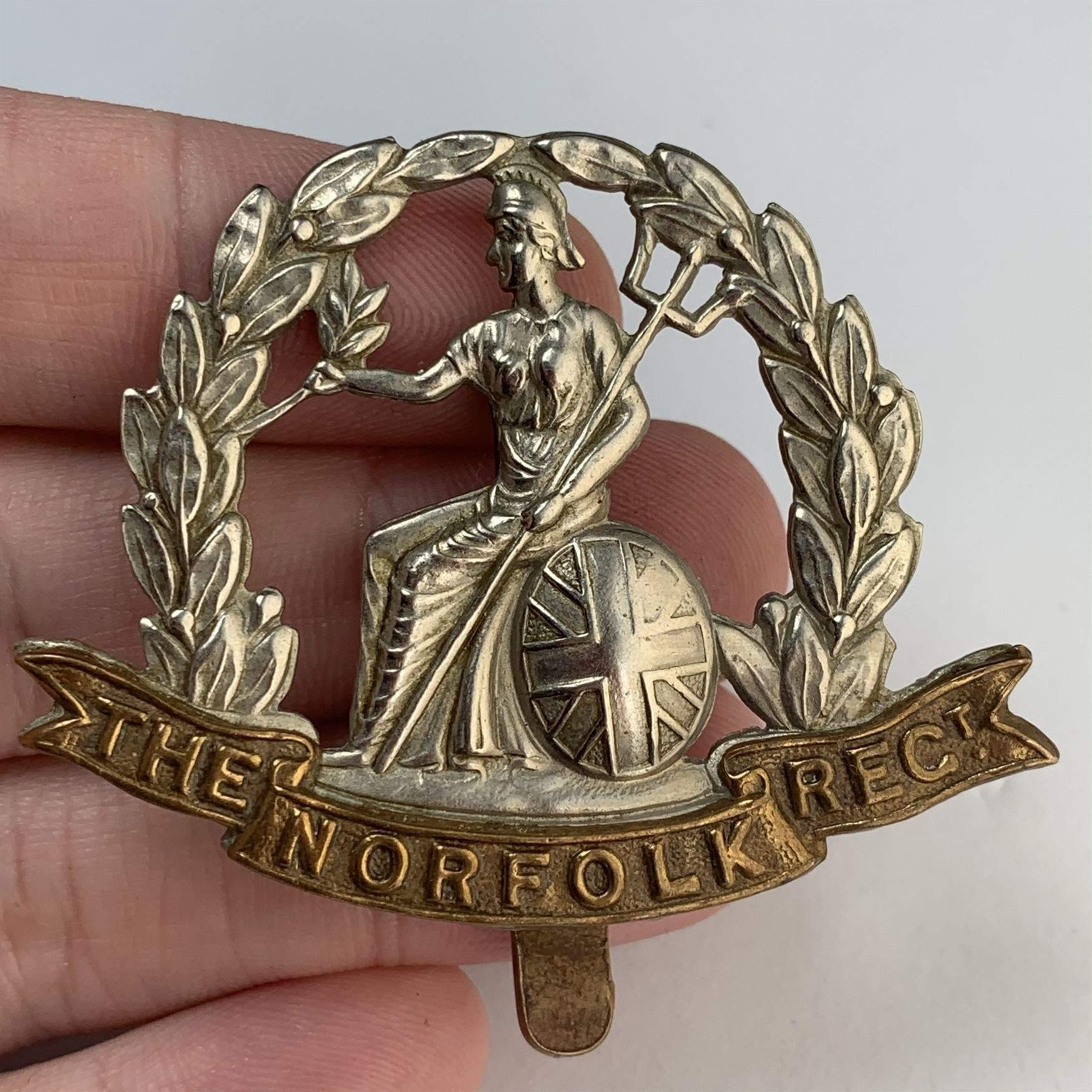 WW1 Norfolk Regiment Cap Badge - FIRST PATTERN - British Military Badges