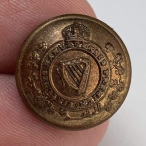 WW1 Royal Irish Regiment SMALL Tunic Button - 19mm