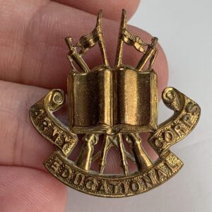 Army Educational Corps AEC Collar Badge - FIRST PATTERN