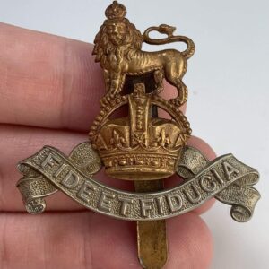 WW2 Royal Army Pay Corps RAPC Cap Badge