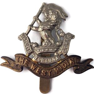 WW2 Duke of Wellingtons West Riding Regiment Cap Badge