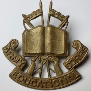 WW1 Army Educational Corps AEC Cap Badge - FIRST PATTERN