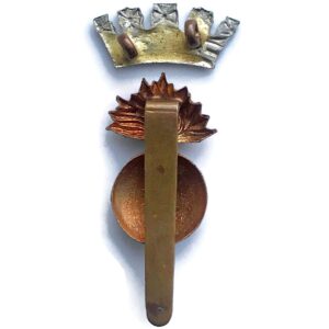 WW2 Royal Irish Fusiliers RIF Regiment Cap Badge - DUAL CONSTRUCTION