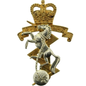 Royal Electrical & Mechanical Engineers REME Cap Badge - Queens Crown