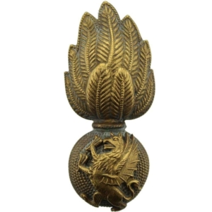 Royal Welsh Fusiliers RWF Regiment OFFICERS Bronze Welch Collar Badge
