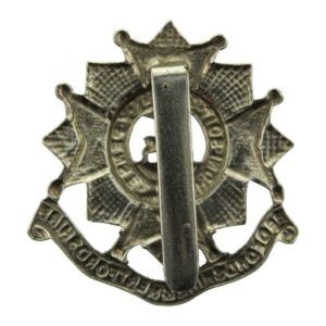 WW2 Bedfordshire and Hertfordshire Regiment Cap Badge