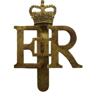 Norfolk Yeomanry (Kings Own Royal Regiment) Cap Badge - Queens Crown