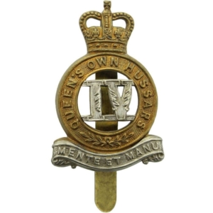 4th Queens Own Hussars Regiment Queen's Cap Badge - Queens Crown