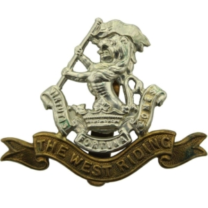 WW2 Duke of Wellingtons West Riding Regiment Cap Badge