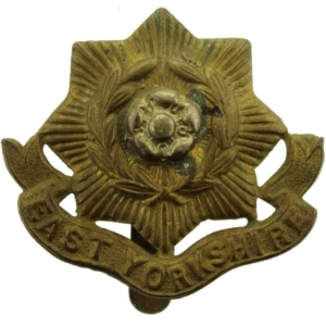WW2 East Yorkshire Regiment Cap Badge