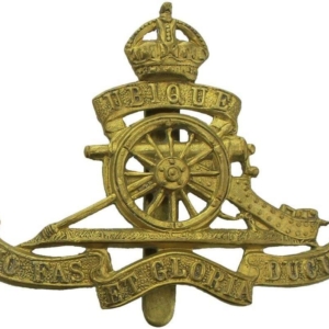 WW2 Royal Artillery Regiment Cap Badge