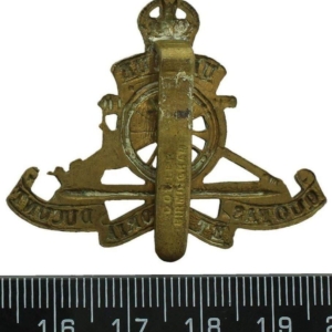 WW2 Royal Artillery Regiment SMALL Cap Badge - DOWLER BIRMINGHAM Makers Mark
