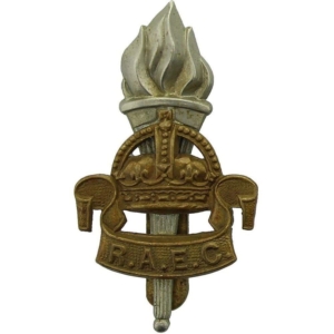 WW2 Royal Army Educational Corps RAEC Education Cap Badge