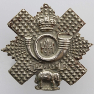 VICTORIAN Highland Light Infantry HLI Scottish Regiment Collar Badge - Queen Victoria Crown